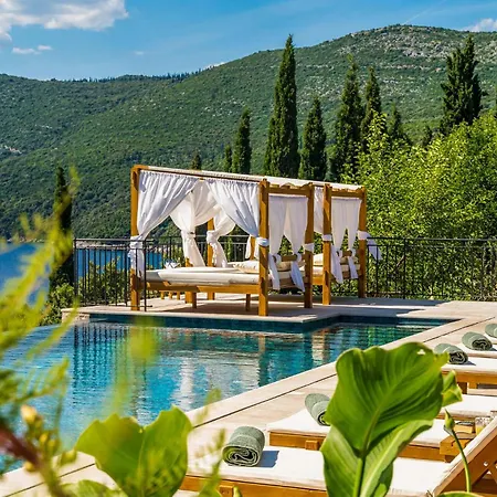 Beautiful In With Jacuzzi Holiday home Gruda
